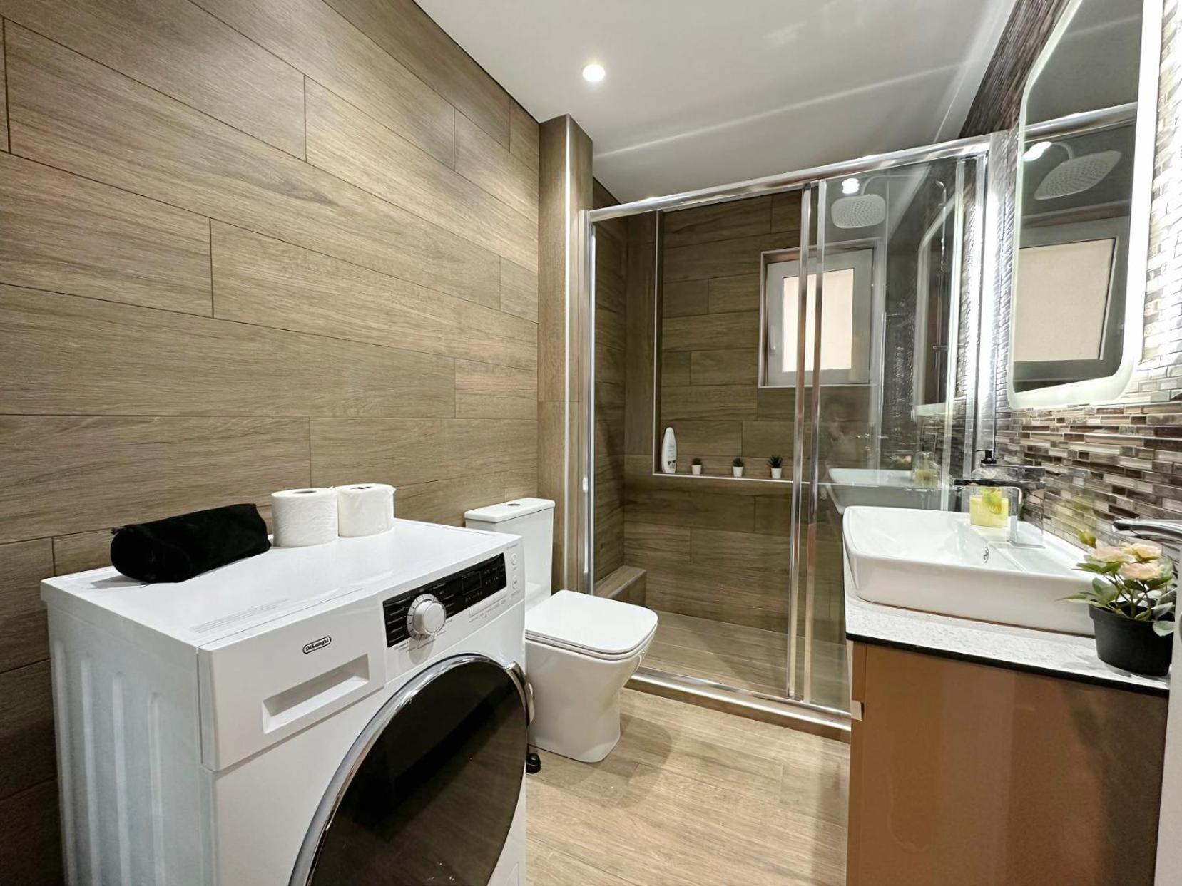 Wsd Sfaelou Apartment Hotel Athén Kültér fotó